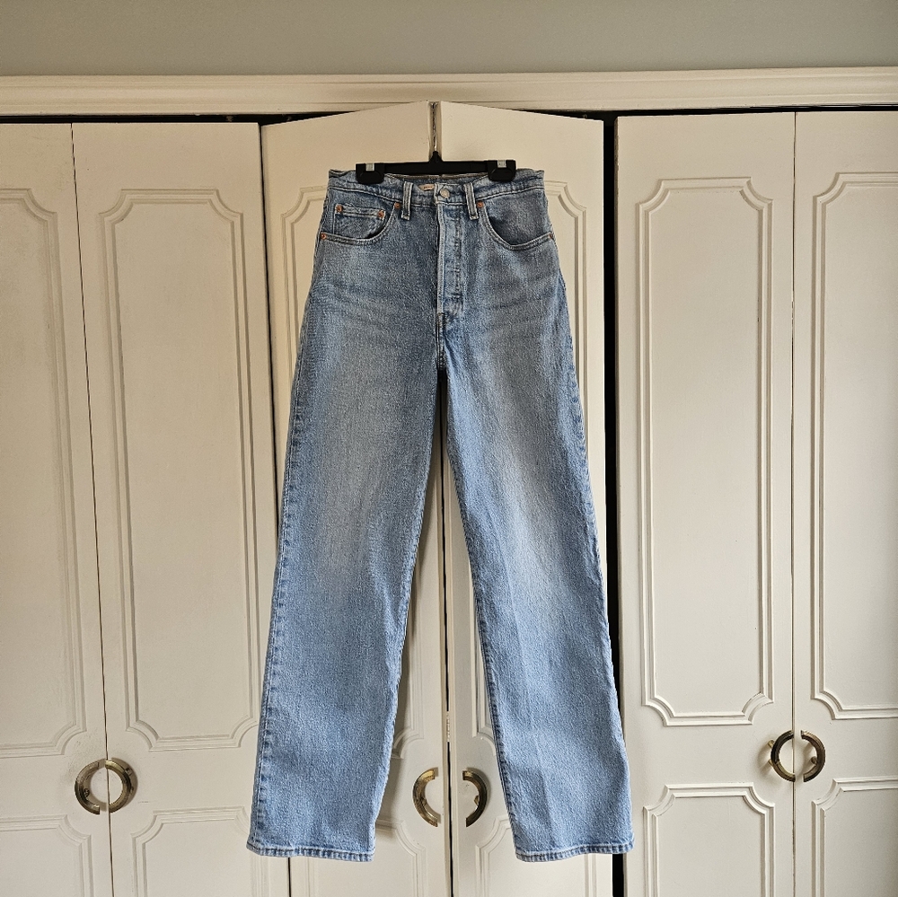 Levi Ribcage Straight Premium Jeans